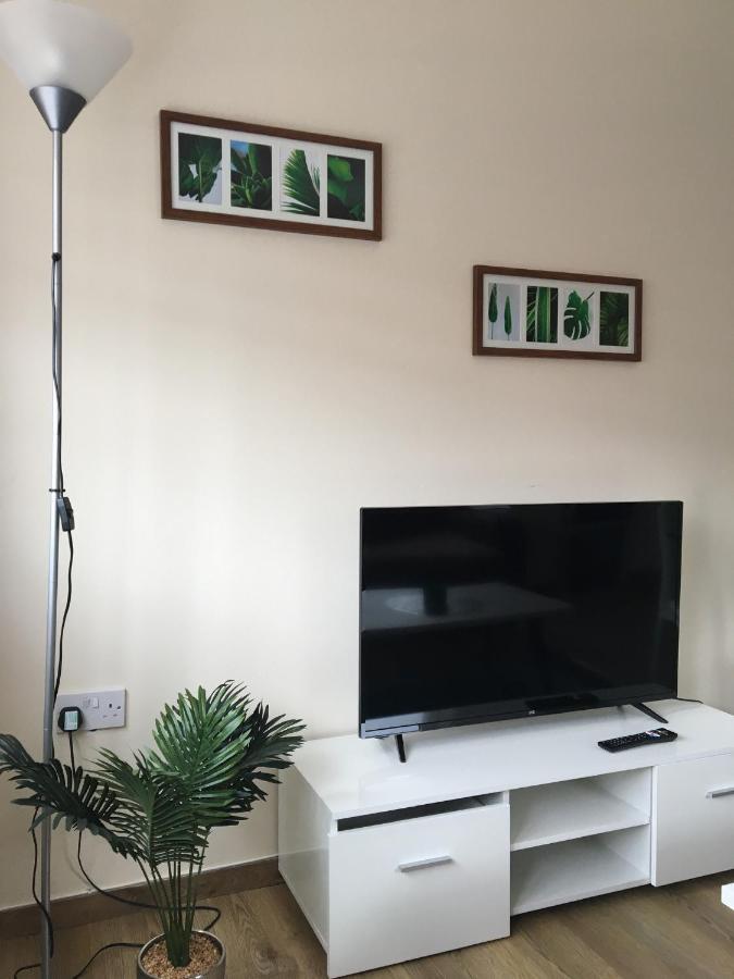 ליברפול Modern 1 Bedroom Flat Perfect For Match Or City Break מראה חיצוני תמונה
